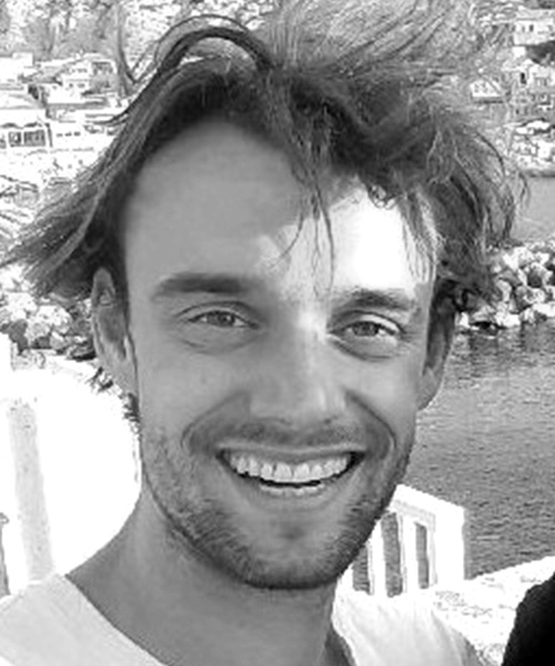 Membre de la Compagnie Moi Non Plus Julien Pluchard