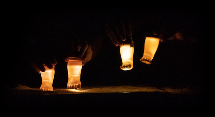 Scène de théâtre d’objets.